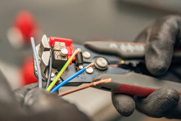 Best Emergency Electrical Repair  in Mount Ida, AR